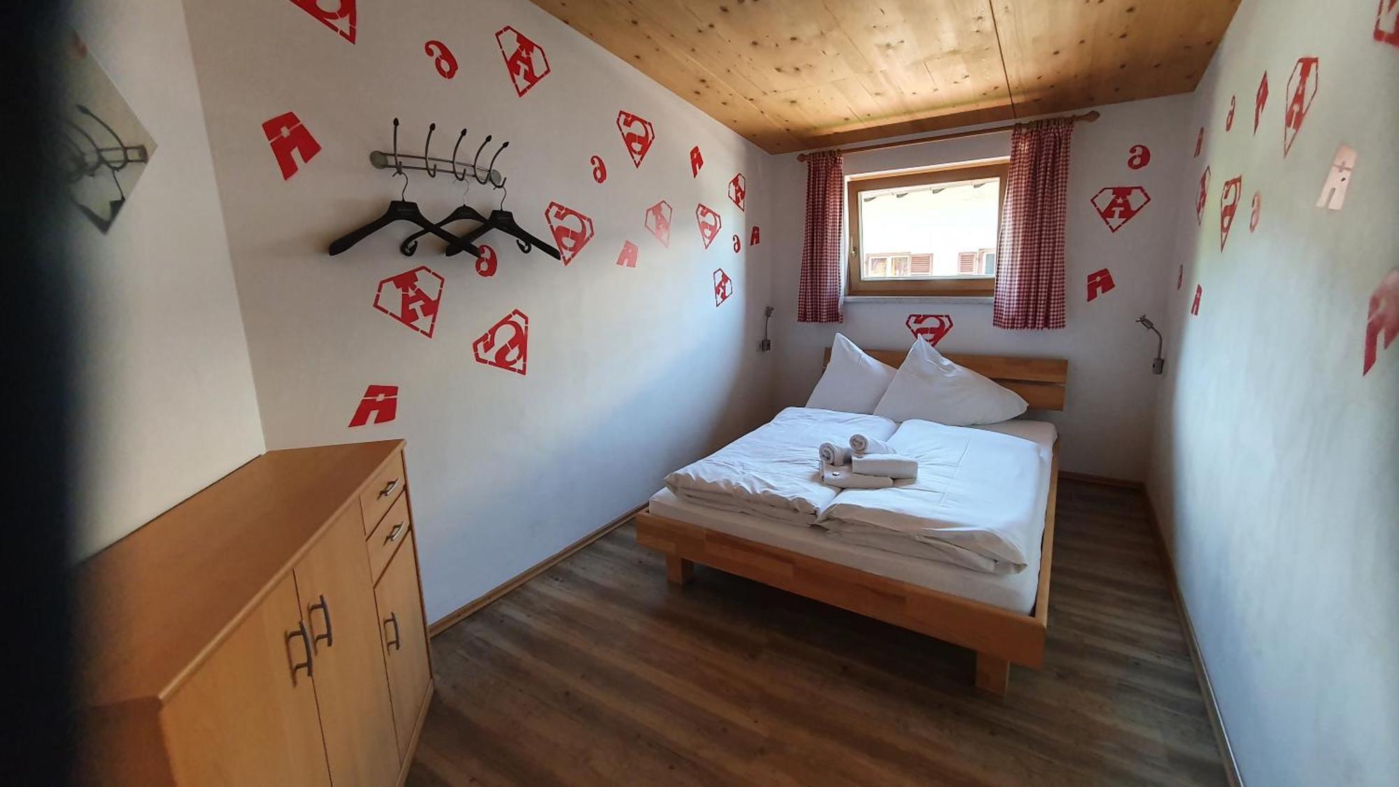 Doppelzimmer mit Gemeinschaftsbad